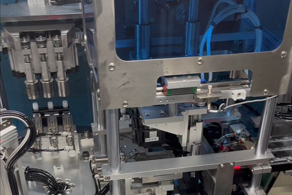 Non-standard automation assembly machine features and application analysis