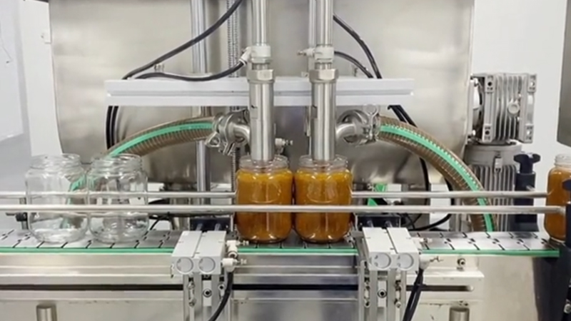 Sauce automatic filling machine: the key equipment to improve production efficiency and quality