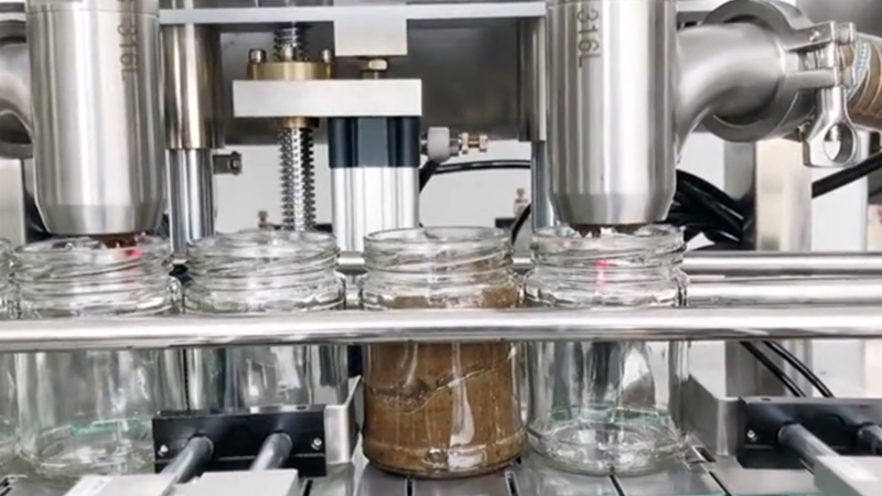 Sauce automatic filling machine: the key equipment to improve production efficiency and quality