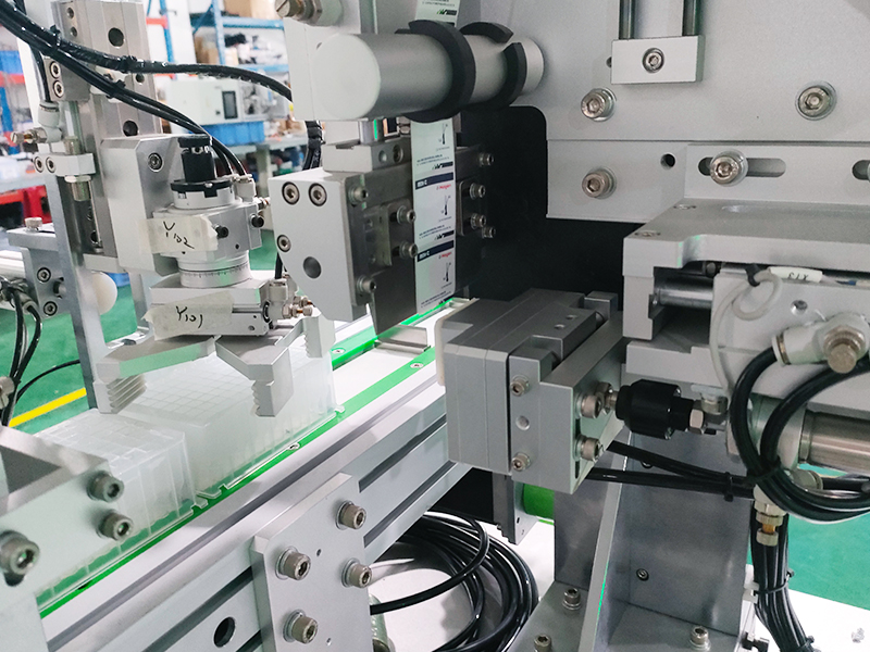 Automatic Filling Machine--96 Deep Hole Automatic Filling and Labeling Machine